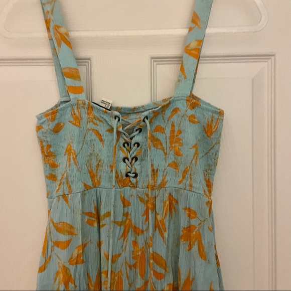 Forever 21 lace up floral maxi dress - Picture 4 of 4